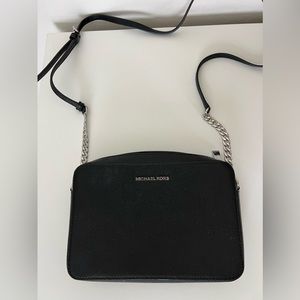 Michael Kors Jet Set Large Saffiano Leather Crossbody Bag